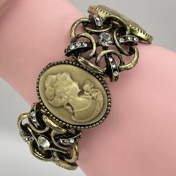 Antique Gold Tone Cameo Rhinestone Stretch Bracelet Vintage Look Victorian - Picture 1 of 6